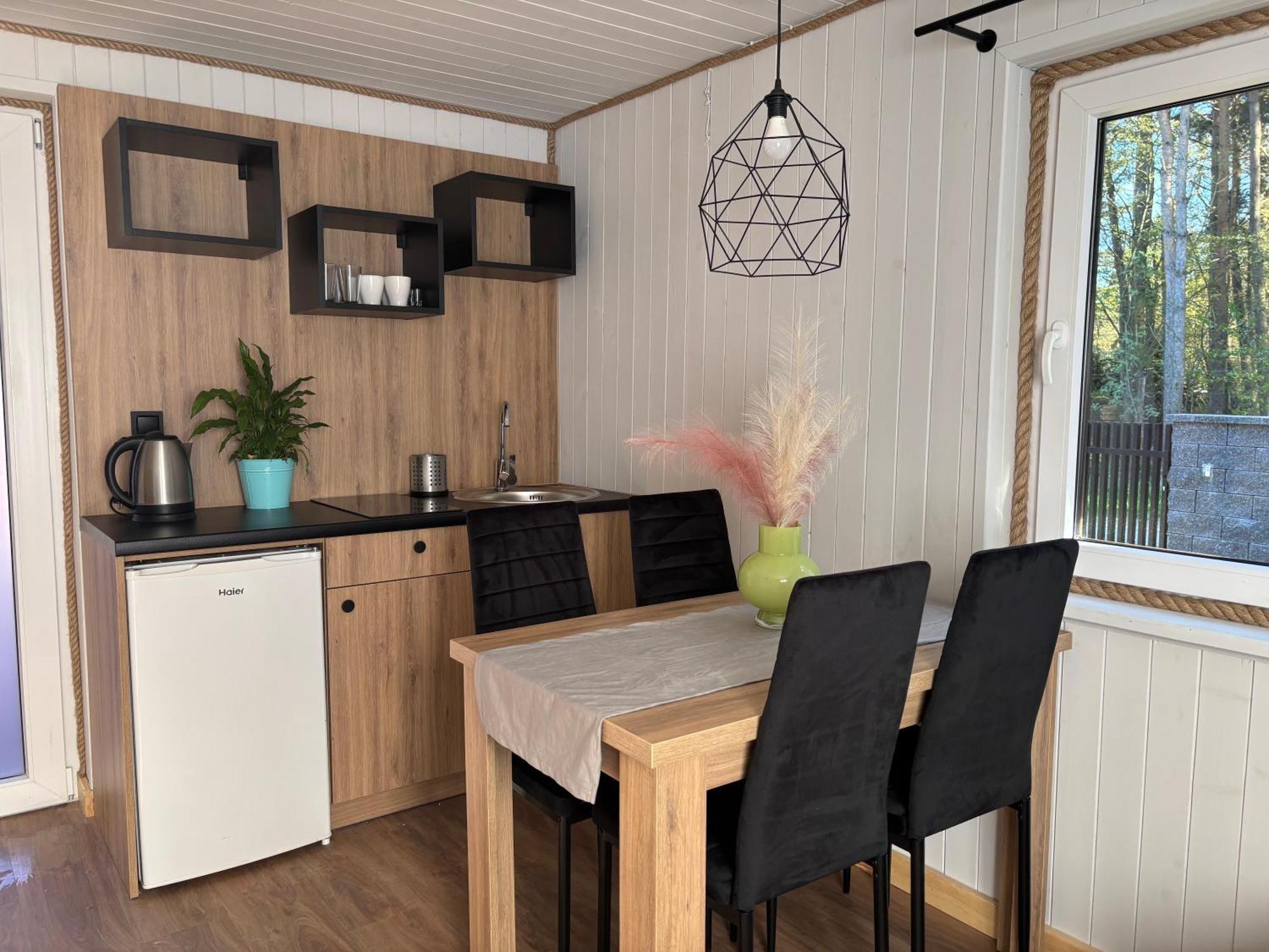 Resort Eden - Domki, Pokoje, Apartamenty Jastrzebia Gora Bagian luar foto
